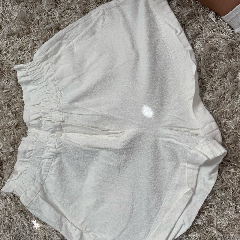 Wayf High Waist White Women's Shorts
